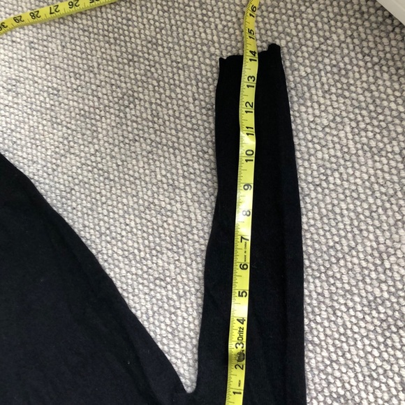 BCBG Max Azria black 100% cashmere XS turtleneck - Picture 4 of 5